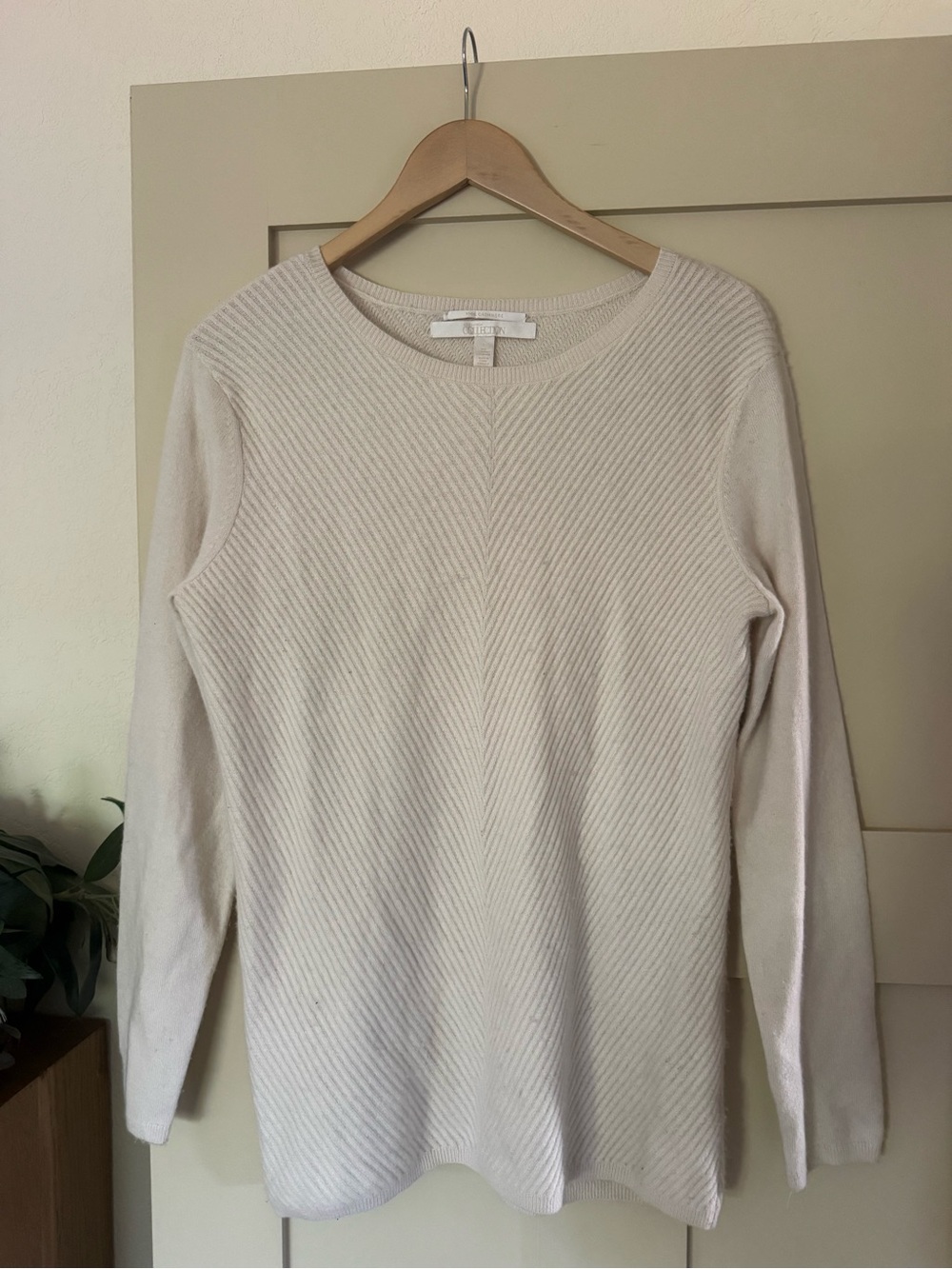 Nordstrom 100% Cashmere Cream Sweater L Long sleeve
